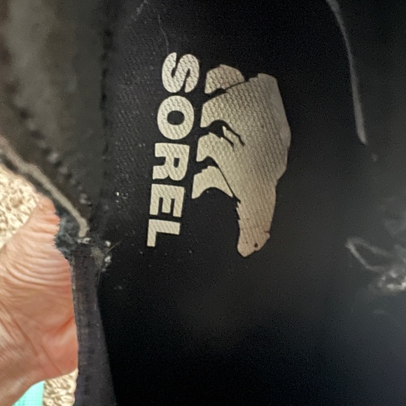 Black Sorel booties size 8.5 cute comfy - Picture 5 of 5